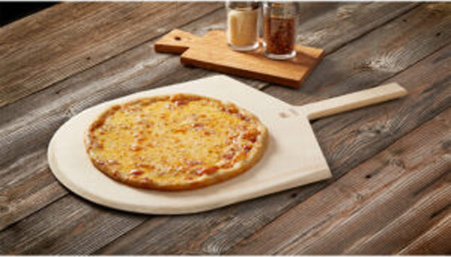 American Metalcraft 2616 Deluxe Wood Pizza Peel with Short Handle 26"OAL - 16"W x 16"L Blade