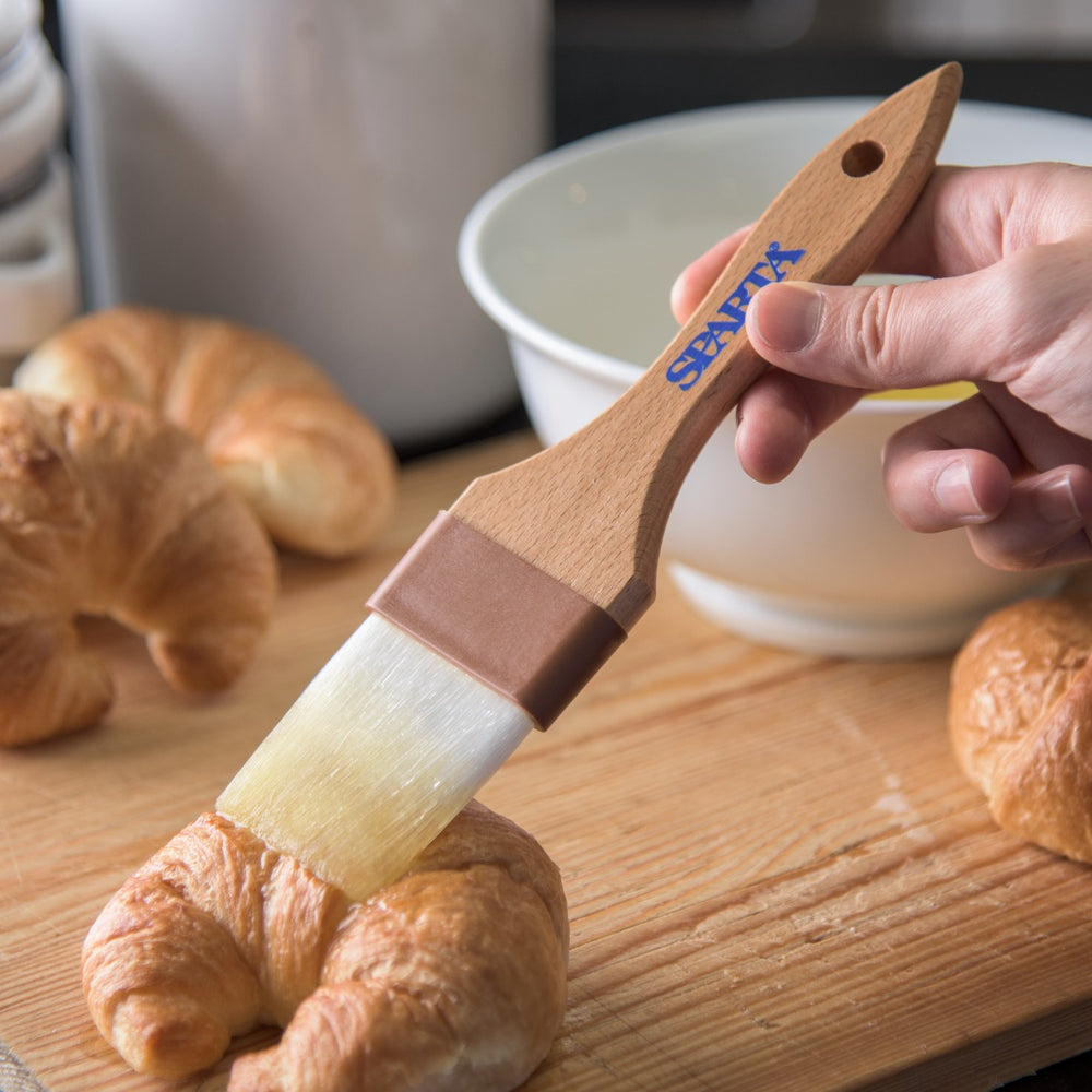 Carlisle 4039700 Sparta Chef Series Flat Pastry Brush with 2"W Nylon Bristles & Wood Handle