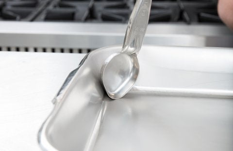 Vollrath 6412120 Jacob's Pride Color-Coded One-Piece Heavy-Duty Stainless Steel Solid Oval Spoodle Food Portioner with Black Nylon Handle 1 oz.