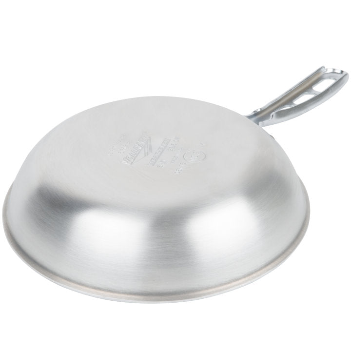 Vollrath 67608 - Wear-Ever Fry Pans with SteelCoat x3 Interior and TriVent Silicone Handle 8" - Non-Stick Finish