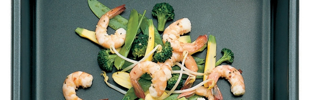 Vollrath 70022 Super Pan V Anti-Jam Stainless Steel Non-Stick Steam Table Food Pan 2-1/2" Deep - (1/1) Full Size - 6/Case