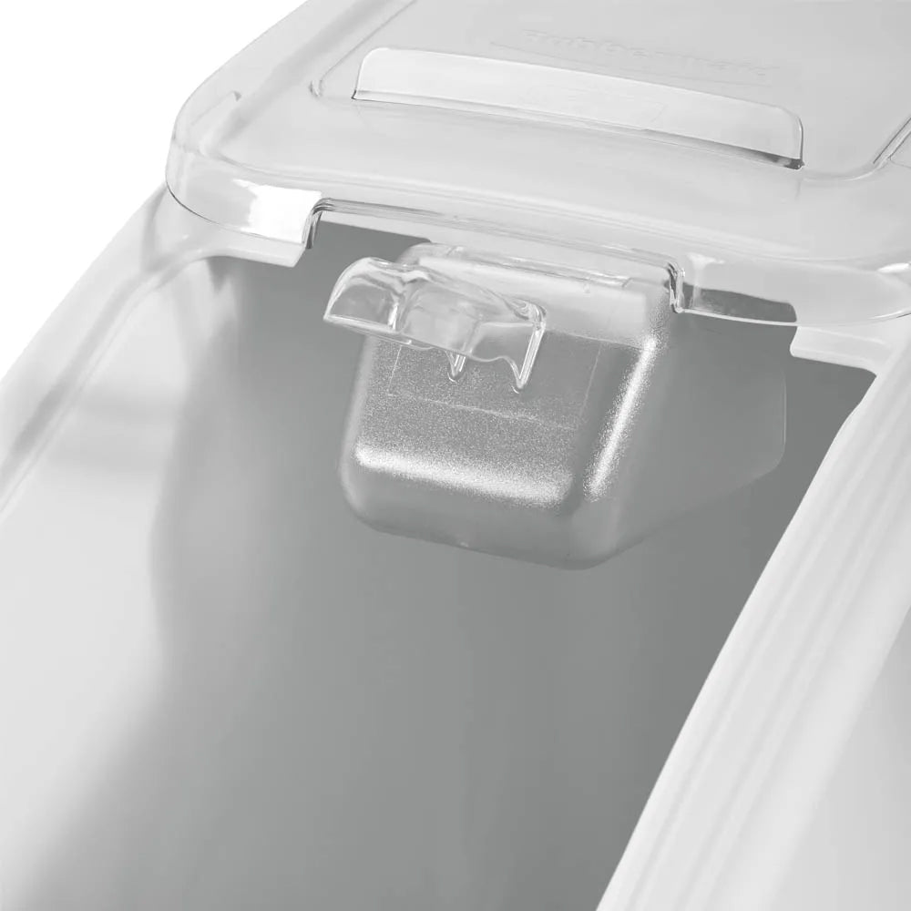 Rubbermaid FG360088WHT ProSave Mobile Slant Front Ingredient Bin with Sliding Hinged Lid & 32 oz Scoop - 400 cup/cap