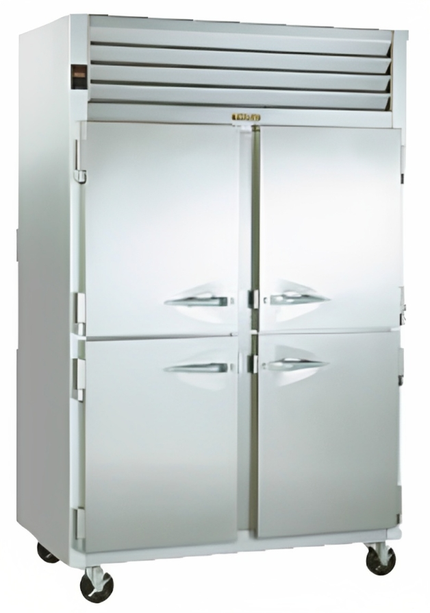 Traulsen G20000 2-Section Left/Right Hinged 4 Solid Half Door Reach-In Refrigerator 52" - 46 Cu. Ft.