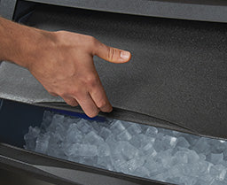 Manitowoc UDP0140A NEO Air Cooled Undercounter Dice Ice Machine with 90 lb. Bin 26" - 140 lb/24hrs