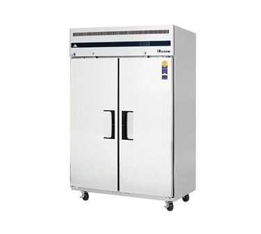 Everest Refrigeration ESF2 2-Section 2 Solid Door Reach-In Freezer 50" - 115V