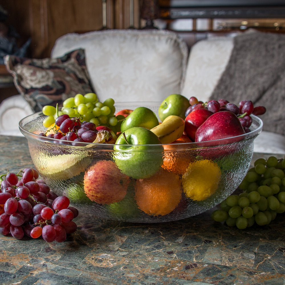 Carlisle SB7807 Round Acrylic Pebbled Salad Bowl 18" - 15 qt. - clear