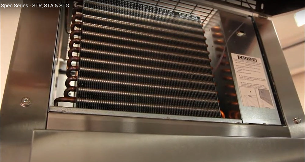 True STA1DT-2HS-HC Spec Series 1-Section 2 Solid Half Door Dual Temp Reach-In Refrigerator / Freezer 27" - 115v