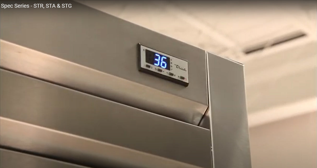 True STA1DT-2HS-HC Spec Series 1-Section 2 Solid Half Door Dual Temp Reach-In Refrigerator / Freezer 27" - 115v