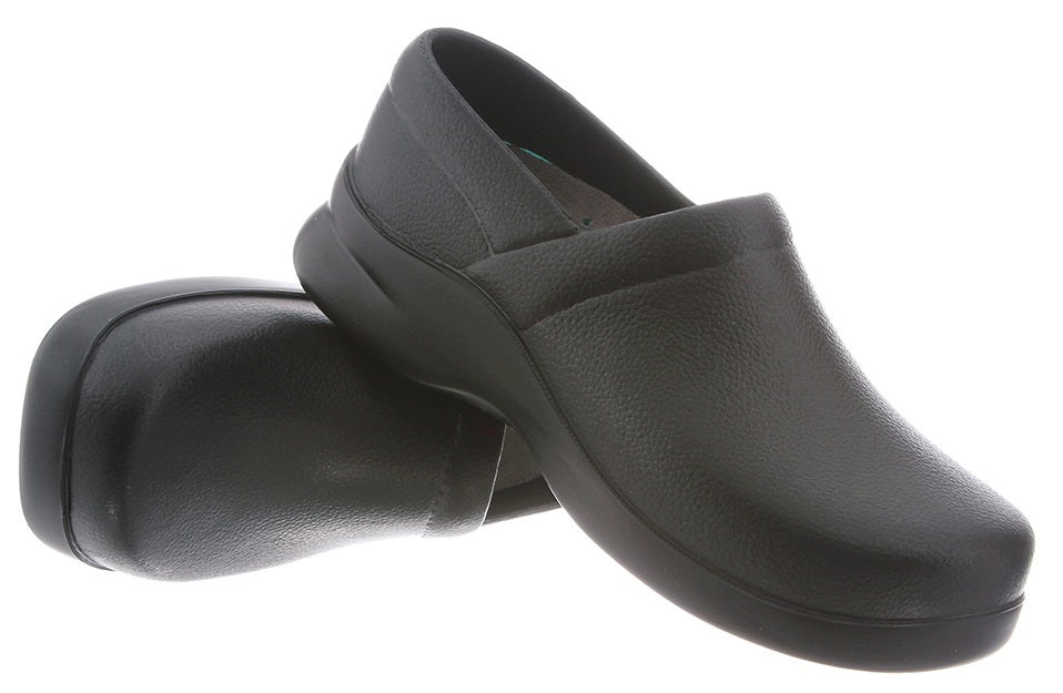 Klogs Footwear 0011-6002-W6-MW Boca Women's Slip Resistant Clog / Chef Shoes with TRUComfort Insole - Black - Size 6 - Medium Wide