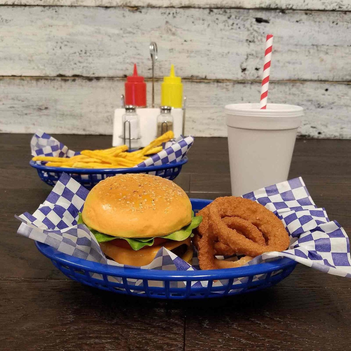 TableCraft 1074BL Classic Polyethylene Oval Basket 9-3/8" x 6-1/4" x 1-7/8"H - Royal Blue - 36/Case
