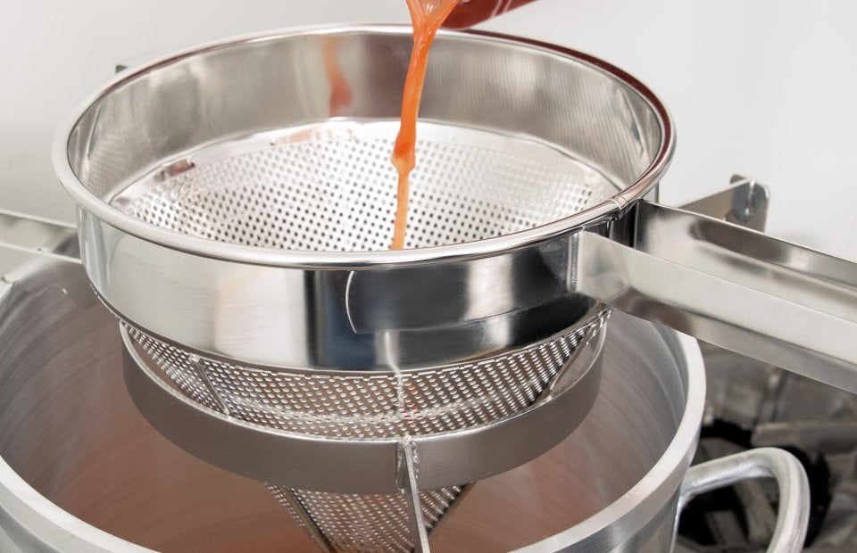 Vollrath 47177 Stainless Steel Coarse Mesh China Cap Strainer with 9-3/4" dia. x 10" Deep Blade and 10-1/4" Loop Handle - 6/Case