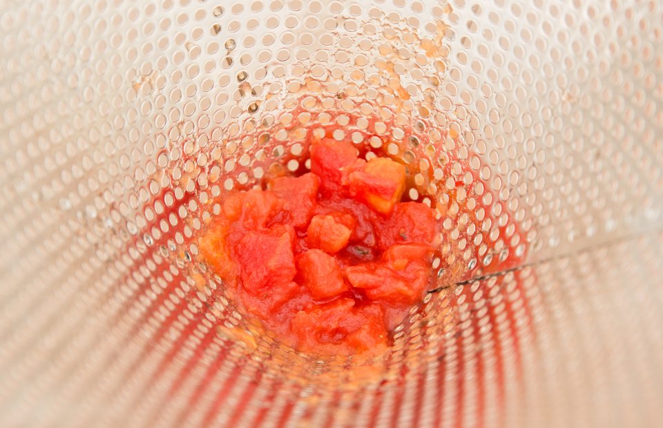 Vollrath 47177 Stainless Steel Coarse Mesh China Cap Strainer with 9-3/4" dia. x 10" Deep Blade and 10-1/4" Loop Handle - 6/Case