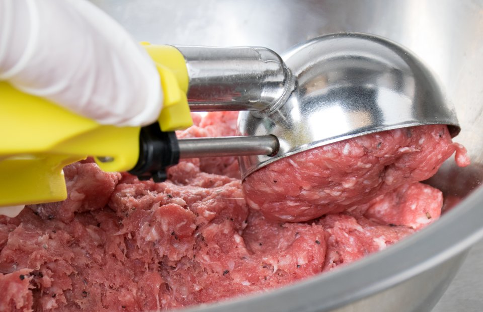 Vollrath 47396 Jacob's Pride Standard Length Disher with Royal Yellow Squeeze Handle 1.8 oz. - Size 20 - 12/Case