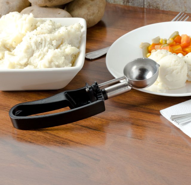 Vollrath 47398 Jacob's Pride Standard Length Disher with Black Squeeze Handle 1.13 oz. - Size 30