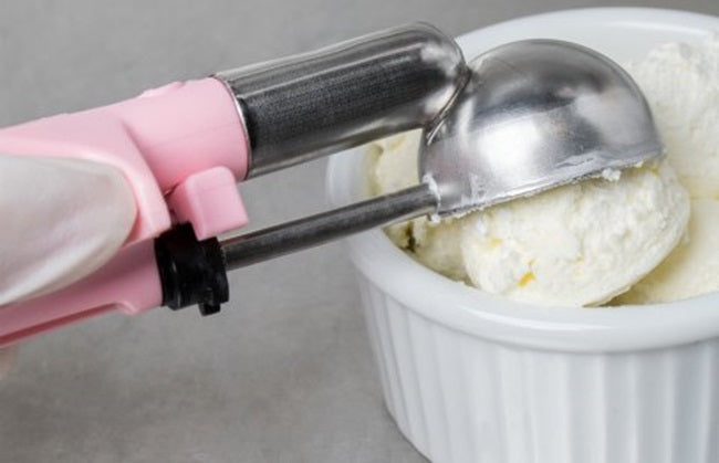 Vollrath 47402 Jacob's Pride Standard Length Disher with Pink Squeeze Handle 0.54 oz. - Size 60 - 12/Case