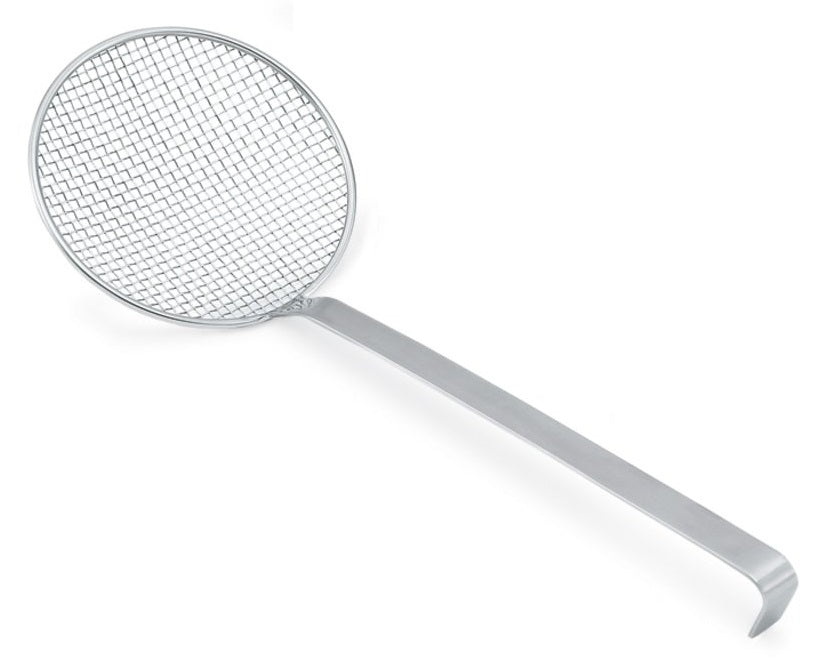 Vollrath 47717 Heavy-Duty One-Piece Stainless Steel Wire Mesh Round Skimmer 6-1/2" dia. Blade with 14" Long Hooked Handle