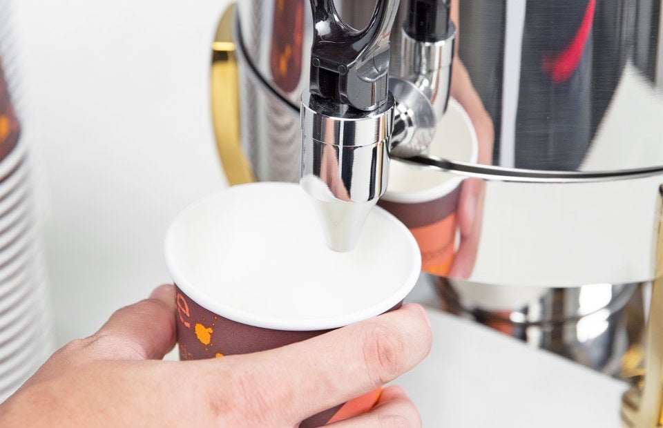 Vollrath 49525 Maximillian Steel Chafer Coffee Urn with (1) Chafing Fuel Holder 11.6 qt.