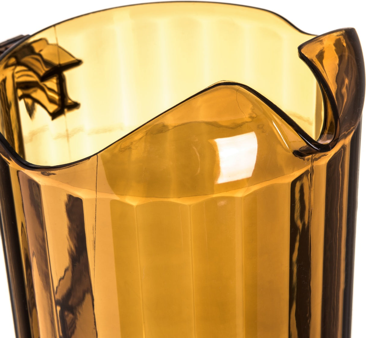 Carlisle 554013 VersaPour Pitcher 60 oz - Amber