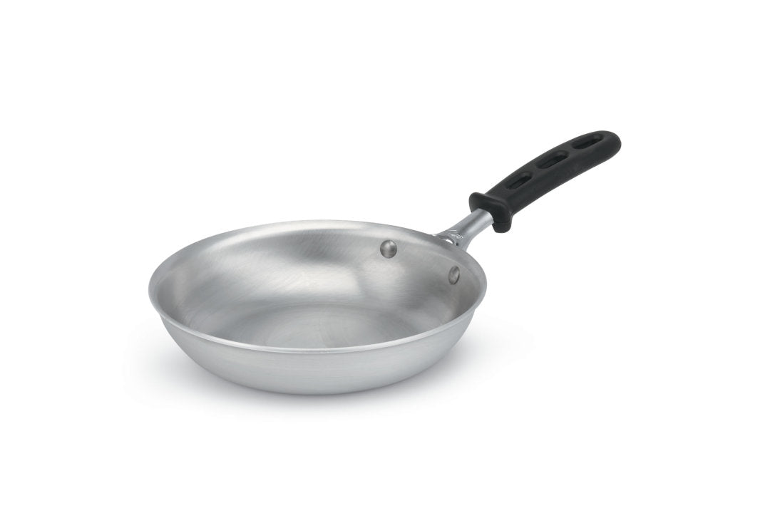 Vollrath 67908 Wear-Ever Fry Pan with Natural Finish and TriVent Silicone Handle 8"