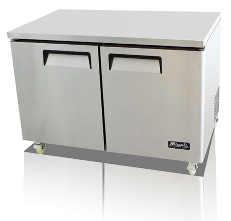 Migali C-U60R-HC Competitor Series 2 Solid Door Undercounter / Worktop Refrigerator 60" - 18.2 cu. ft.