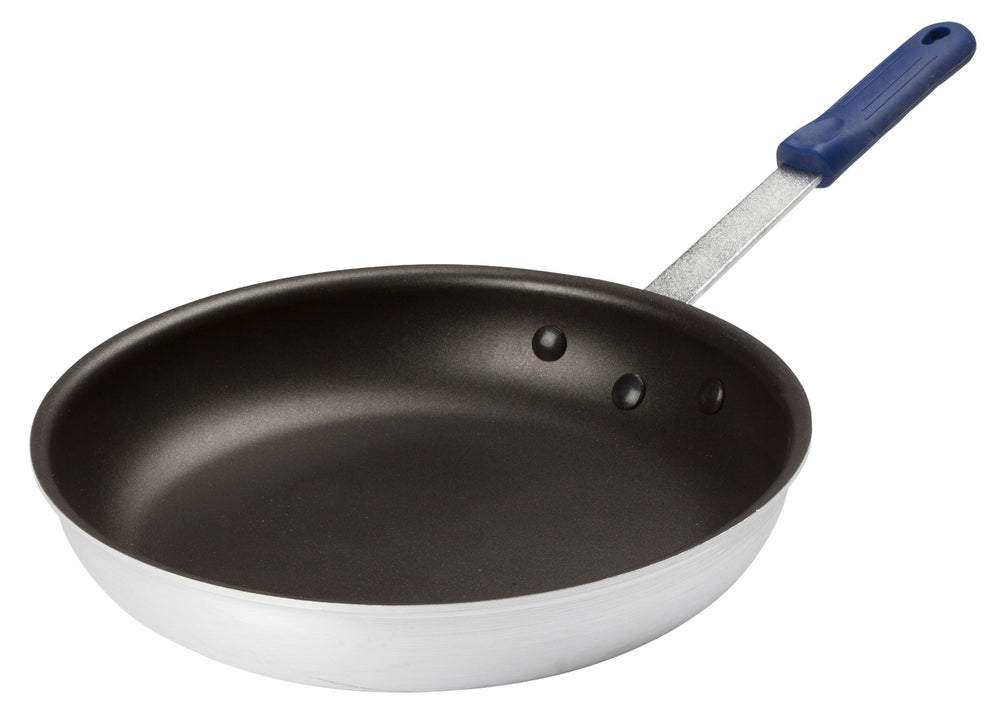 Winco AFP-12XC-H Gladiator Non-Stick Aluminum Fry Pan with Blue Silicon Riveted Handle 12"