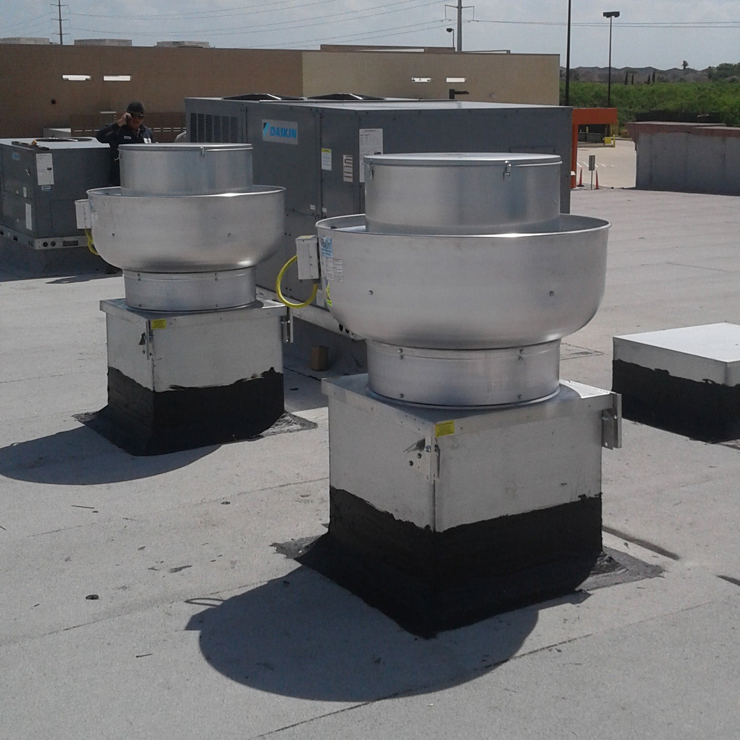 DU85H-3000 Direct Drive Centrifugal Upblast Exhaust Fan 2200CFM