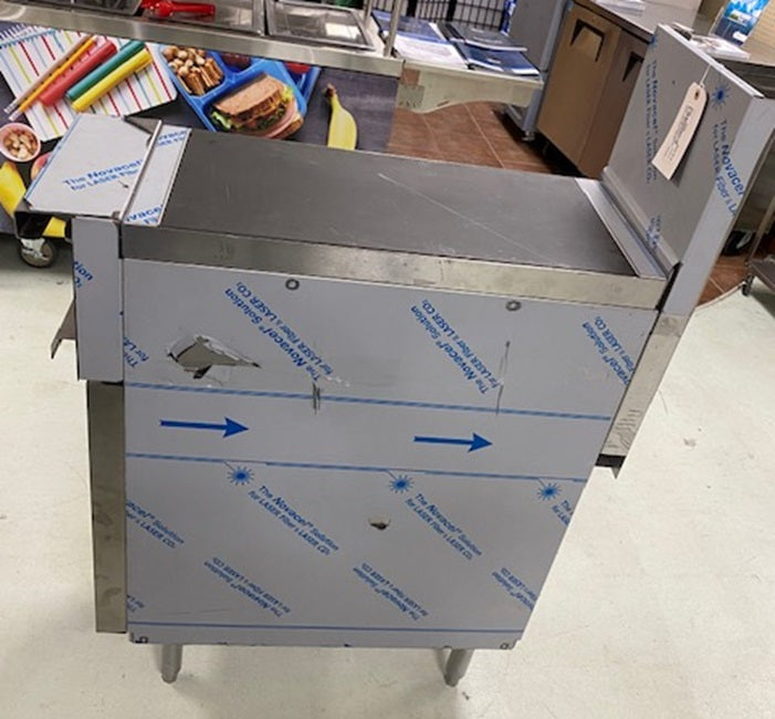 Clearance Vulcan EV12-1HT-208 Endurance Electric Range with Single Hot Top and Enclosed Base 12" - 208V