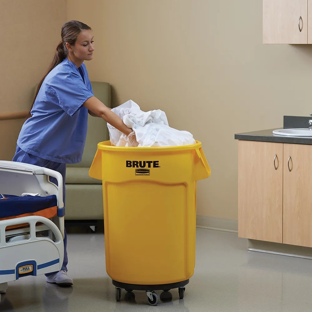 Rubbermaid FG264360YEL Vented BRUTE Round Container 44 Gal. - Yellow