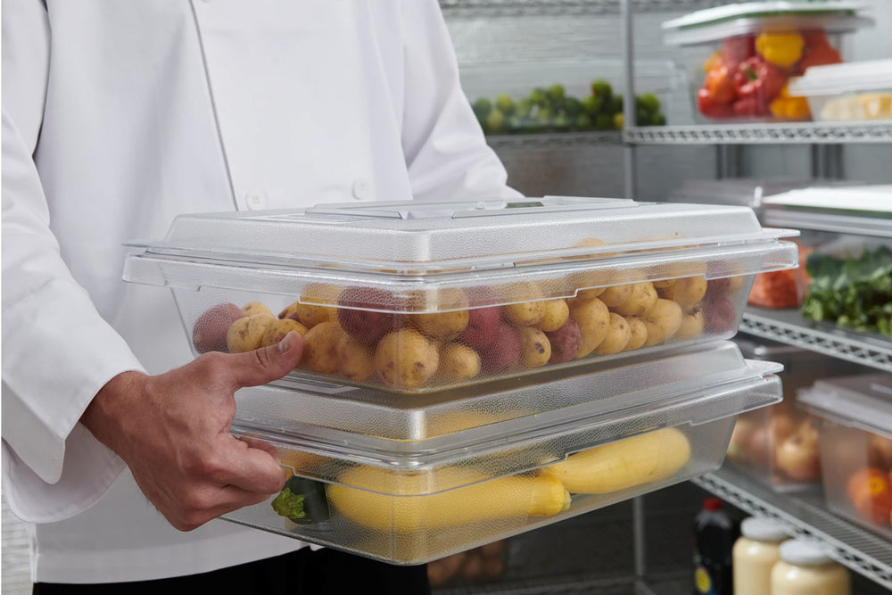 Rubbermaid FG330200CLR Polycarbonate Food / Tote Box Lid 26" x 18" - Clear