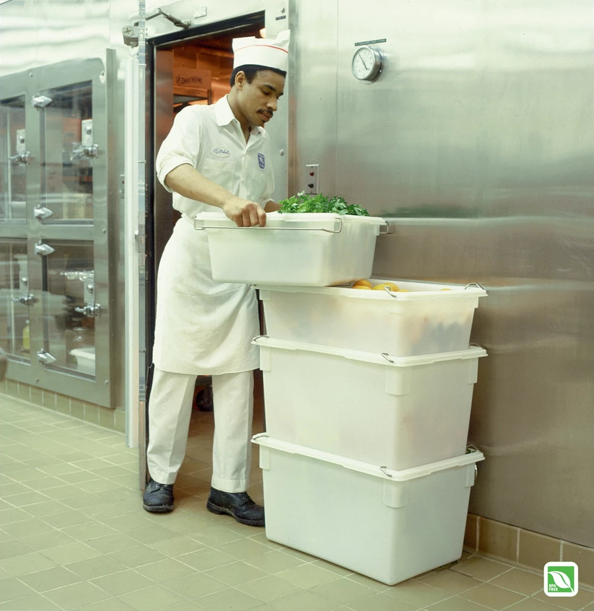 Rubbermaid FG350100WHT Polyethylene Food / Tote Box 26" x 18" x 15"D - 21-1/2 Gal. - White