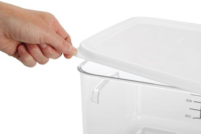 Rubbermaid FG652300WHT Space Saving Square Food Storage Container Lid 12-22 Qt. - White