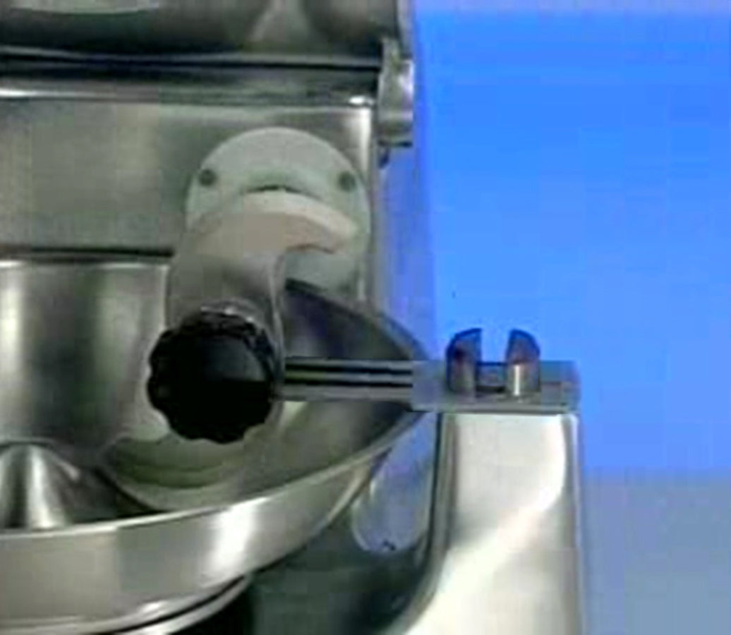 Hobart 84186-16 Buffalo Chopper Food Cutter with #12 Attachment Hub & 18" dia. Bowl - 208v/60/3, 1 HP