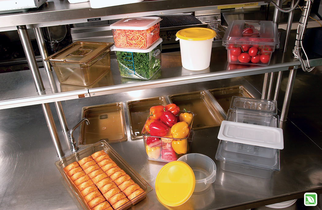 Rubbermaid FG630800CLR Plastic Space-Saving Square Food Storage Container with Liter and Qt. Gradations 8 qt. - Clear