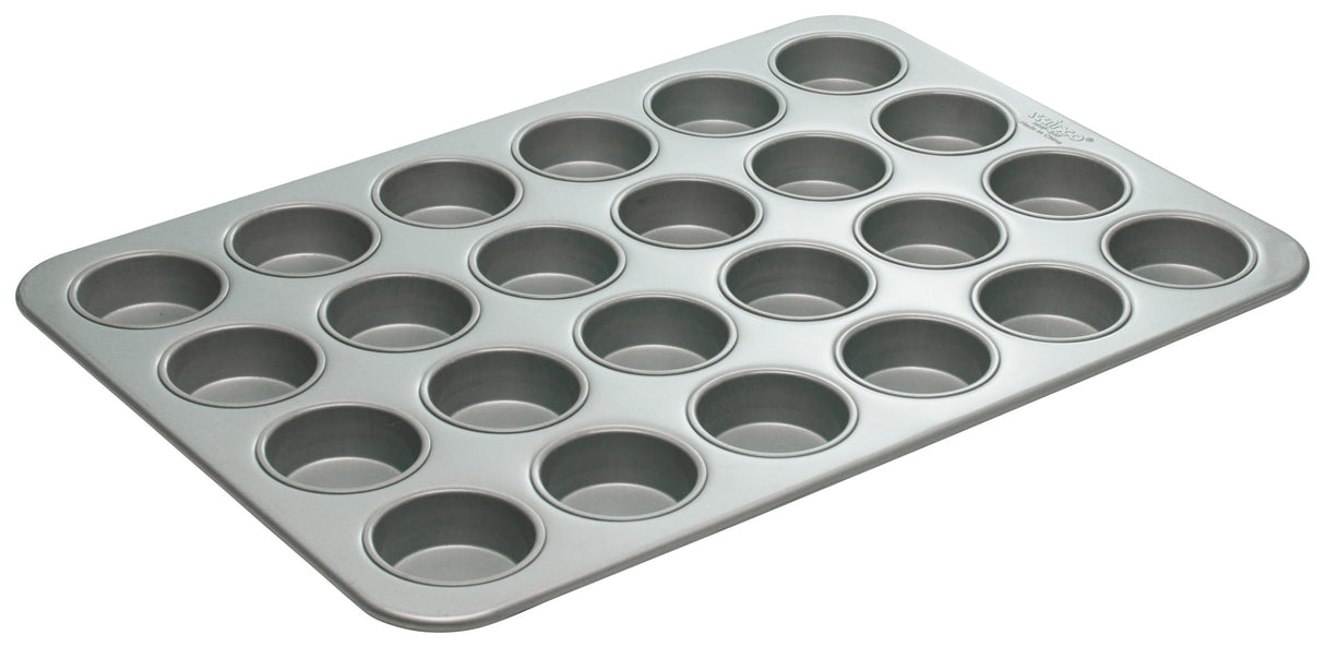 Winco HMF-24F Silicone Glazed Aluminized Steel 24 Cup Texas Muffin Pan 17-7/8" x 25-7/8" - 5.6 oz. Capacity Per Cup - 4/Case