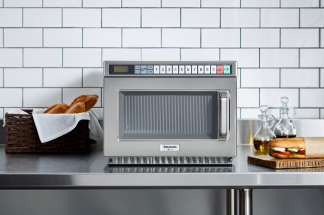 Panasonic NE-17521 Commercial Microwave Oven 0.6 cu ft - 208v, 1700W