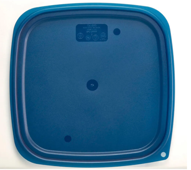 Cambro SFC12FPPP267 CamSquare® FreshPro Cover for 12, 18 & 22 qt Containers, Polyethylene, Translucent Blue - 6ea/Case