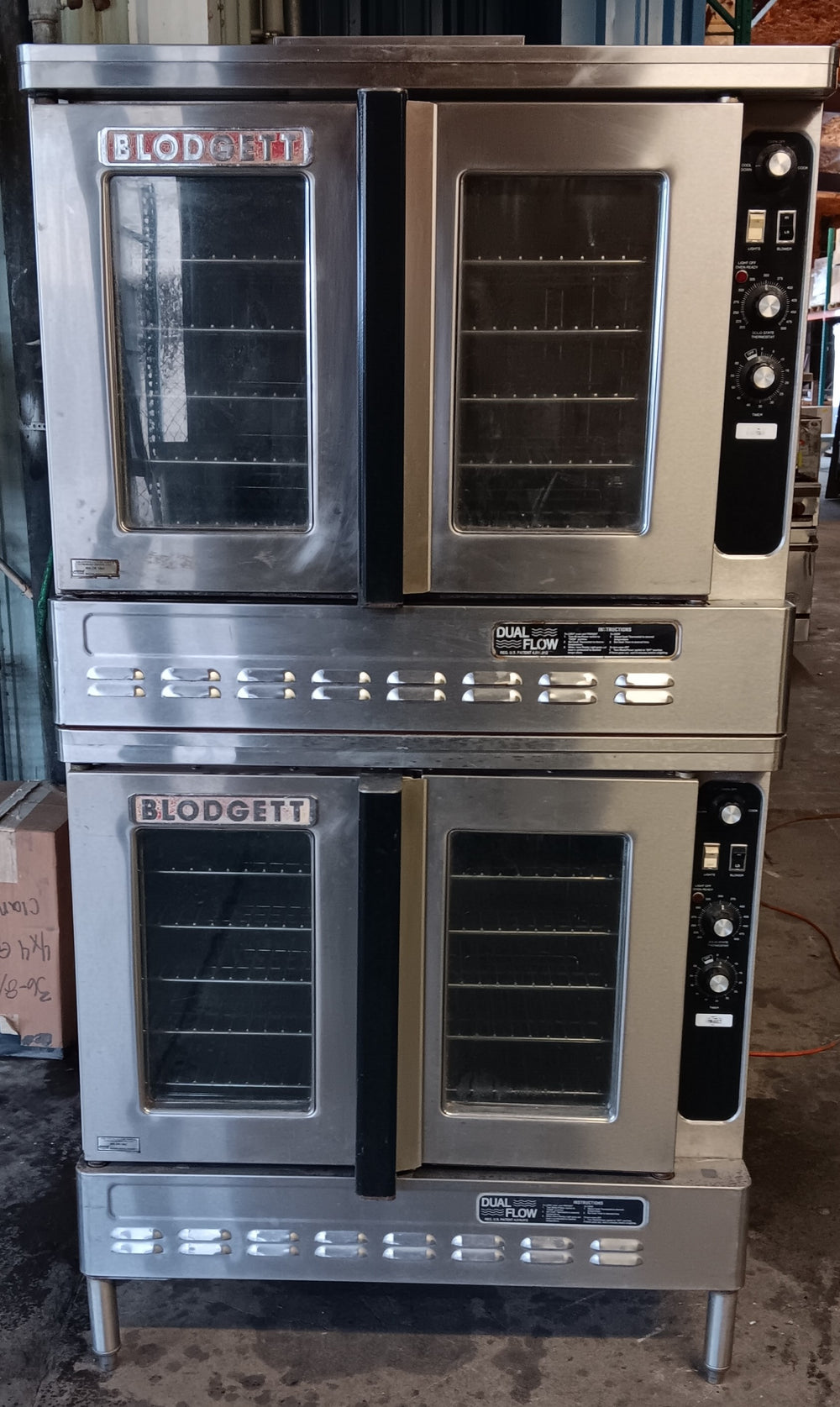 Used Restaurant Equipment - Blodgett DFG-100 DBL Double-Deck Full Size Natural Gas Convection Oven - 110,000 BTU
