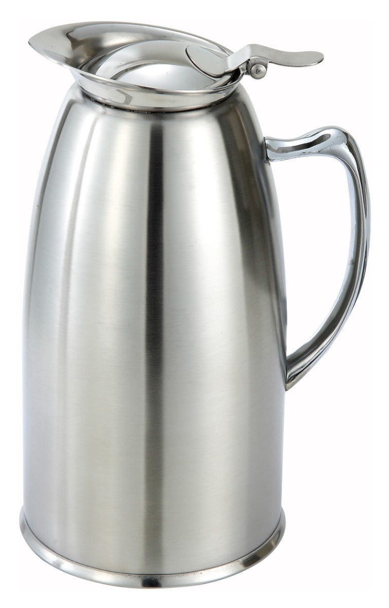 Winco VSS-508 Stainless Steel Double Wall Insulated Pitcher / Beverage Server with Hinged Top 20 oz. - 12/Case