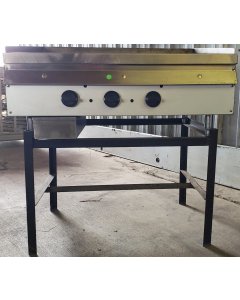 Used Restaurant Equipment - Wolf AGM36-101 Countertop Heavy Duty Natural Gas Griddle with 3 Manual Controls 36" - 81,000 BTU