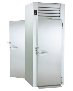 Traulsen RI132LP-COR01 1-Section Right Hinged 1 Solid Door Correctional Roll-Thru Heated Holding Cabinet 38" - Accepts 66"H Racks - 38 cu. ft.  - 208-230/115v